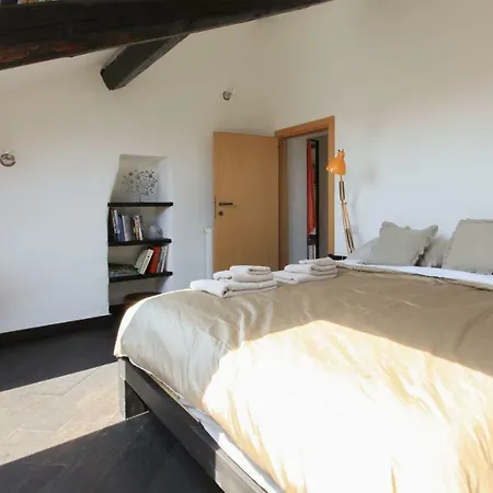 Apartment Mansarda Darsena *