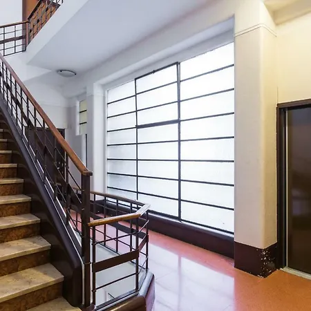 Flat Near Station * Milaan