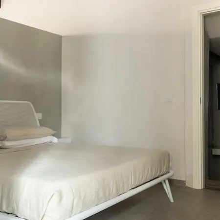 Le Scuderie Di Sant'ambrogio Apartmán *