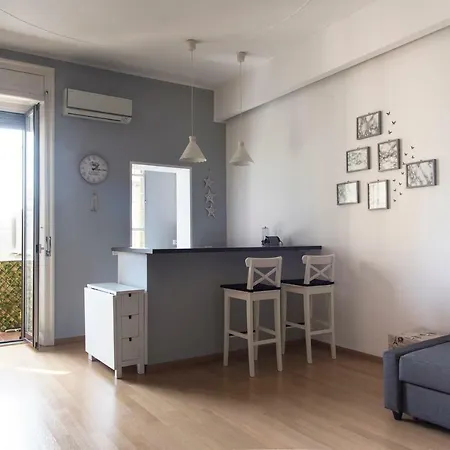Lovely Flat Solari Milan