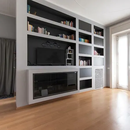Lovely Flat Solari Apartment Milan