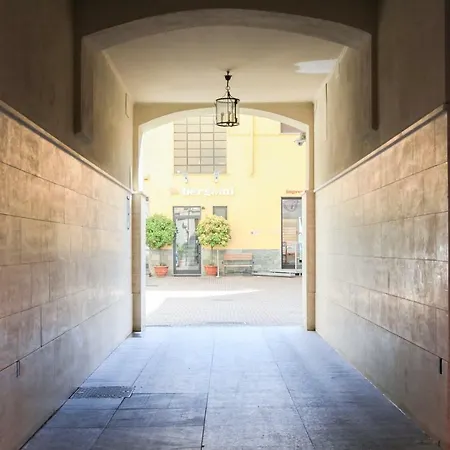 Apt Via Sirtori- In Porta Venezia Milan