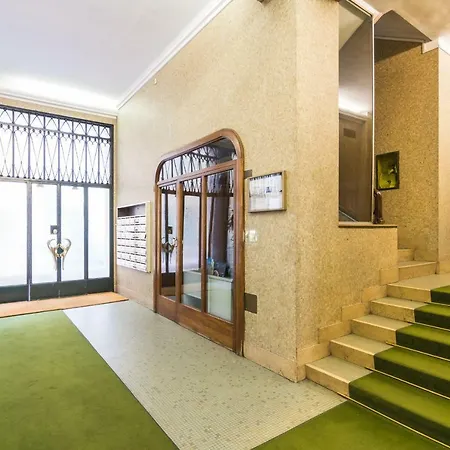 Hemeras Boutique Homes - Large Design Near Duomo Cathedral Apartment