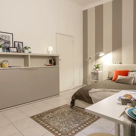 Next Stop - Station * Milano