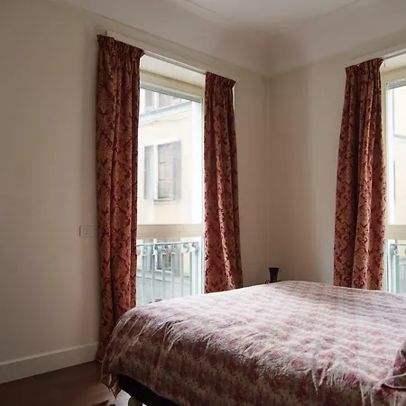 Beautiful Apartment- Duomo District Apartamento