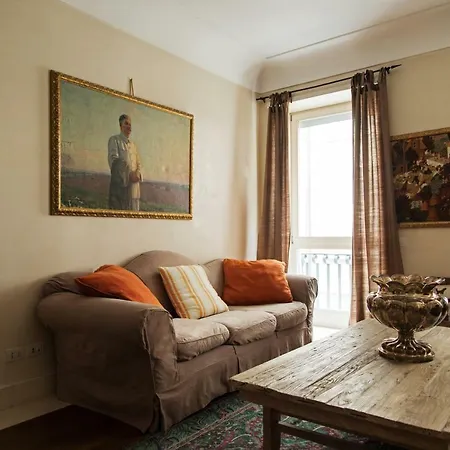 Beautiful Apartment- Duomo District Apartamento