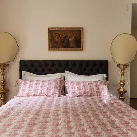 Apartamento Beautiful Apartment- Duomo District Milão