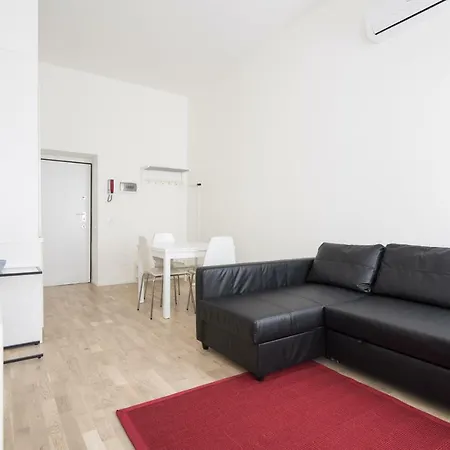 Apartamento Primopiano - Astolfo 12