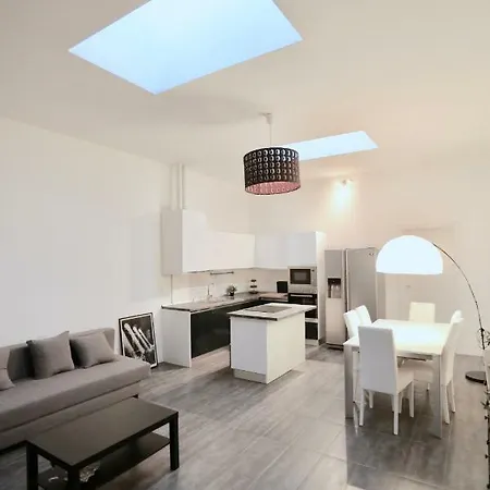 Lux Apartment Апартаменты *