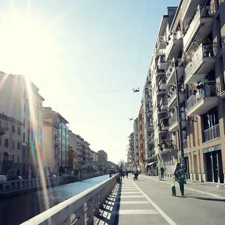 Orea Spiti - Charming Flat & Canal View Few Steps From Movida 아파트 밀라노