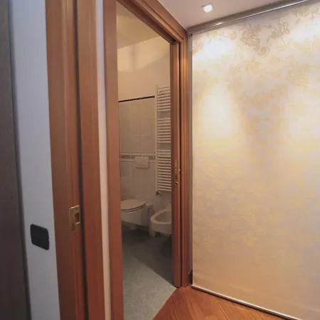 아파트 Orea Spiti - Charming Flat & Canal View Few Steps From Movida