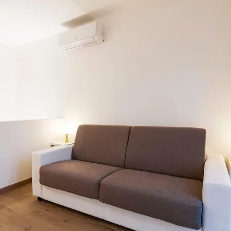 Апартаменты Bruni Flat