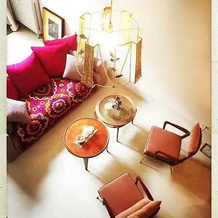 アパート 108 Eclectic Loft Near Corso ミラノ