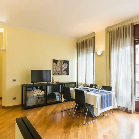 Apartment Hemeras Boutique Homes - Duomo Cathedral Design Flat *
