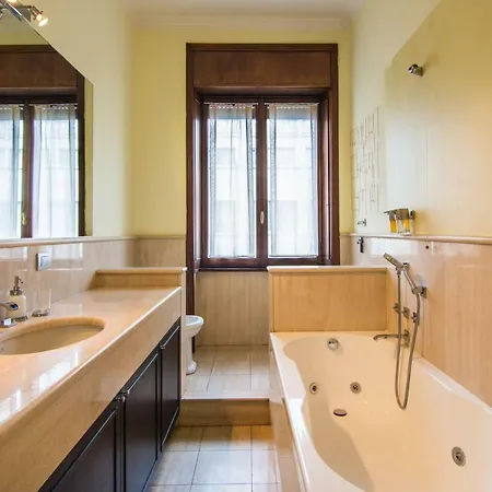 Apartment Hemeras Boutique Homes - Duomo Cathedral Design Flat Milan