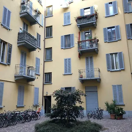 Apartamento Design In Casa Epoca Isola Garibaldi