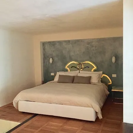 108 Eclectic Loft Near Corso *