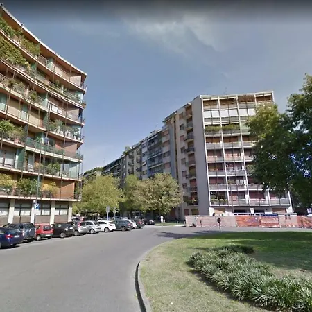 Lush Contemporary Flat, Wonderful And Wide Home With 3 Bedrooms, 6 Guests, By Houseinmilano * Milano