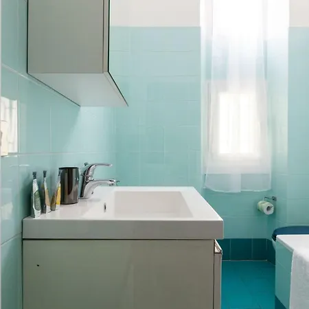 Urban Art * ميلان