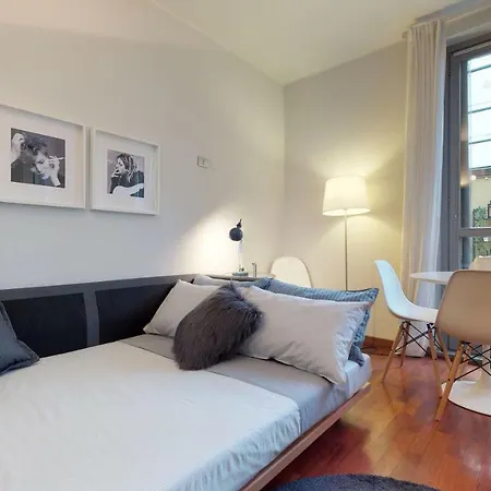 Design Near Duomo Square Apartment *