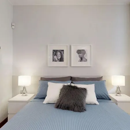 Appartement Design Near Duomo Square Milan