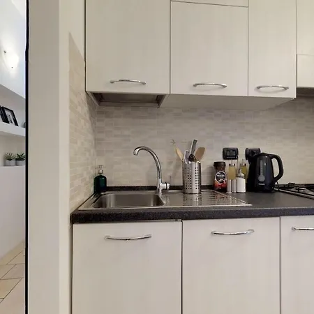 Apartment With Private Garden Near San Siro Stadium