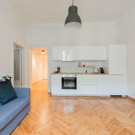 Apartment Be Menotti 2 Mailand