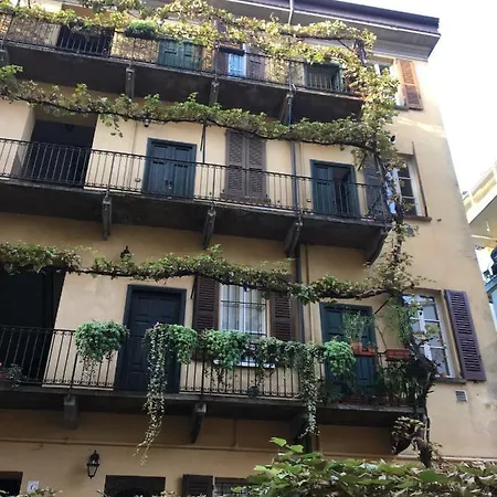 Naviglio Grande 公寓