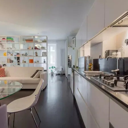 Apartment Lovely In The Heart Of Milan