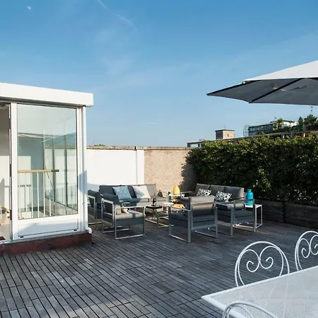 Luxurious 4bdr Penthouse Near Duomo Cathedral Milan