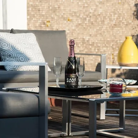 Luxurious 4bdr Penthouse Near Duomo Cathedral *