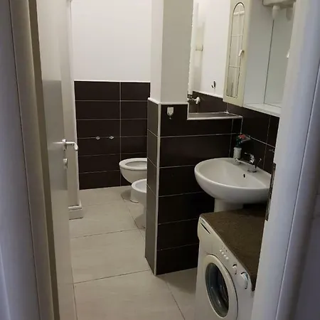 Smart Station * Milánó