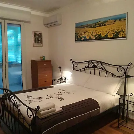 Apartment Bilocale Appennini Mailand
