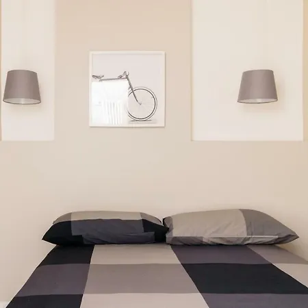 Fan House 22 Deluxe San Siro M1 M5 Wifi * Milánó