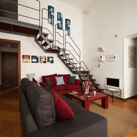 Apartment Fancy Blue Duomo Duplex Milan