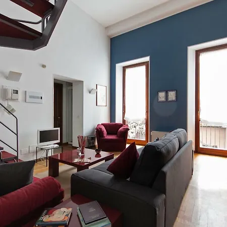 Fancy Blue Duomo Duplex Apartment *