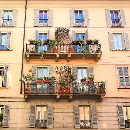 Apartment Game House In The Center