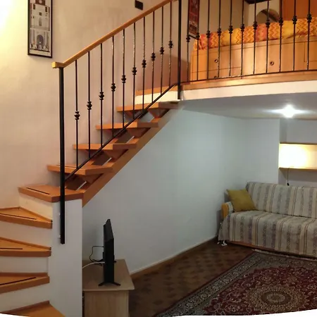 Olona Place 3 * Milánó