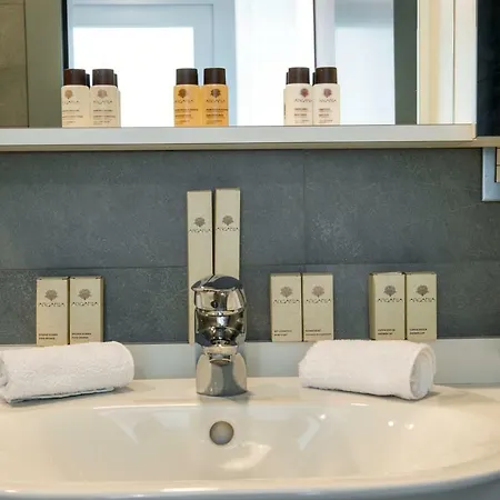 Bnbutler - Duomo - Galleria Unione Apartamento