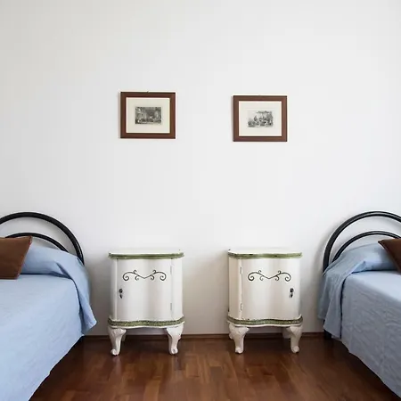 Apartman Youhosty - Segantini 73 Milánó