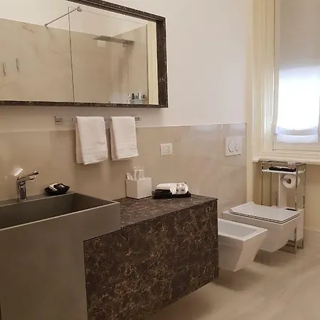 Lägenhet Brada Appartament Milano