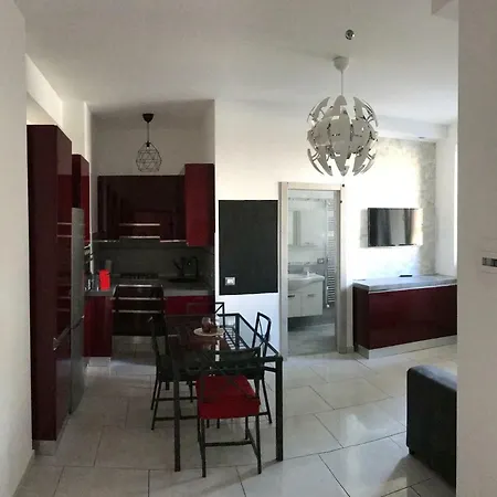 Accogliente Bilocale Apartamento *