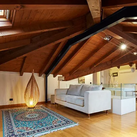 Leonardo Apartment Milan