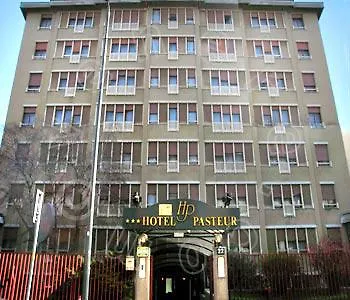 Hotel Pasteur 3*