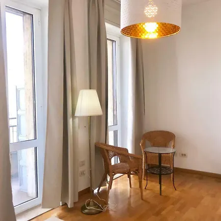 Guest house Mairum In Central Station *