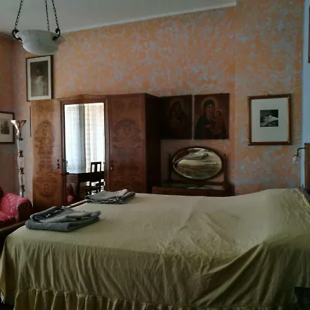 Big In Center 米兰