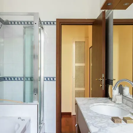 Apartment Homeathotel - Eustachi Apt