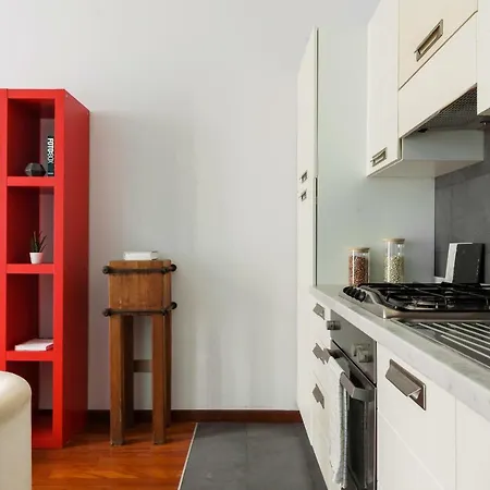 Homeathotel - Eustachi Apt * Milan