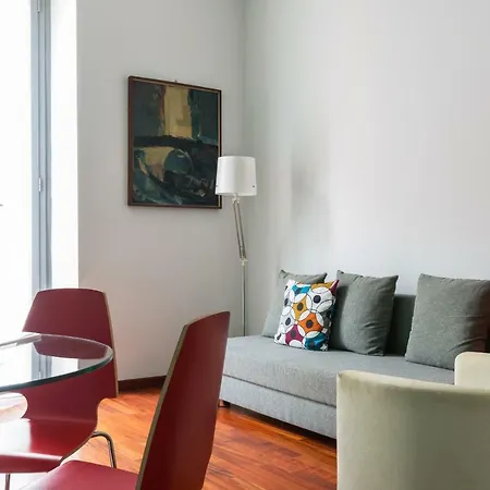 Homeathotel - Eustachi Apt Milan