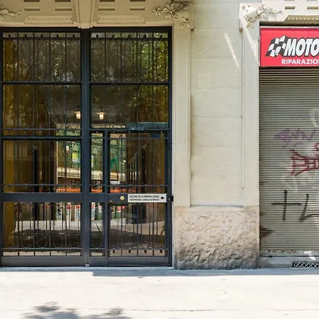 Homeathotel - Eustachi Apt Appartement Milan